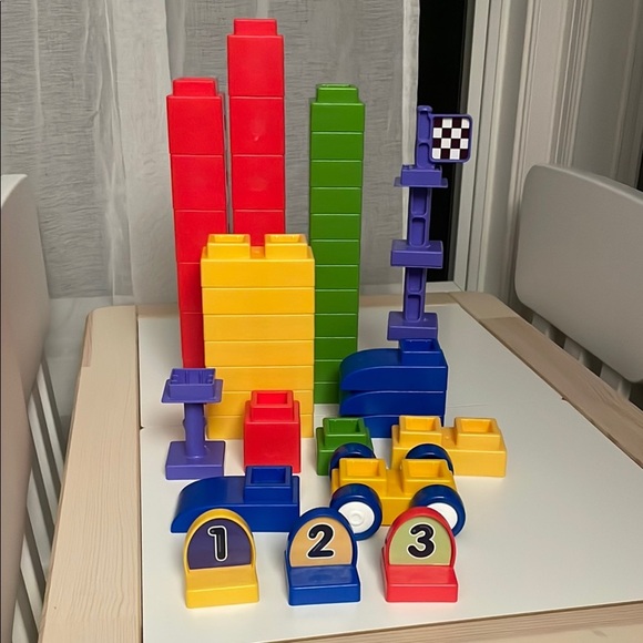 Mattel Fisher Price Trio Junior Primary Colors My 1st First Building Blocks Set - Picture 1 of 7